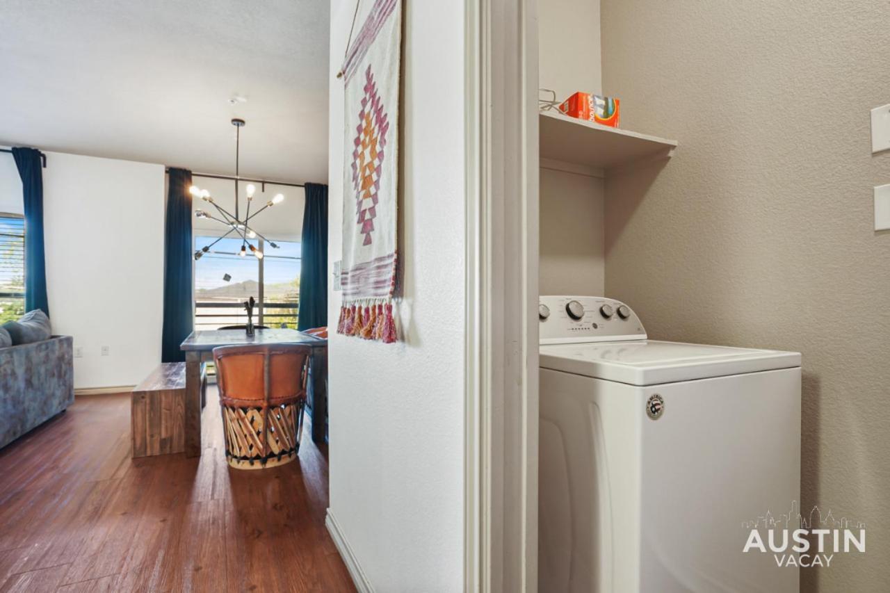 Stylish 4Br With Smart Tv And Free Garage Parking Lejlighed Austin Eksteriør billede