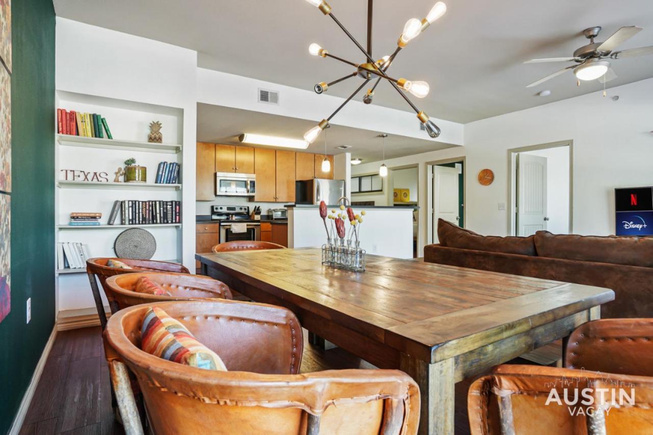 Stylish 4Br With Smart Tv And Free Garage Parking Lejlighed Austin Eksteriør billede